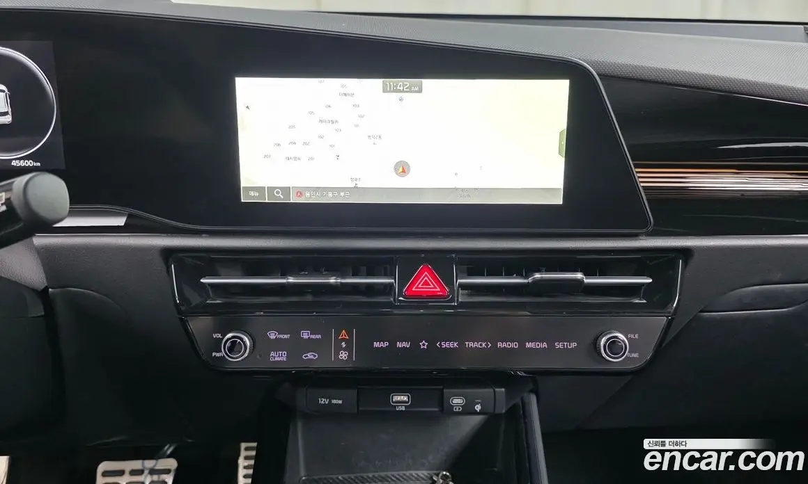 Kia Niro 2022 1.6 автомат (гидро), фото 19