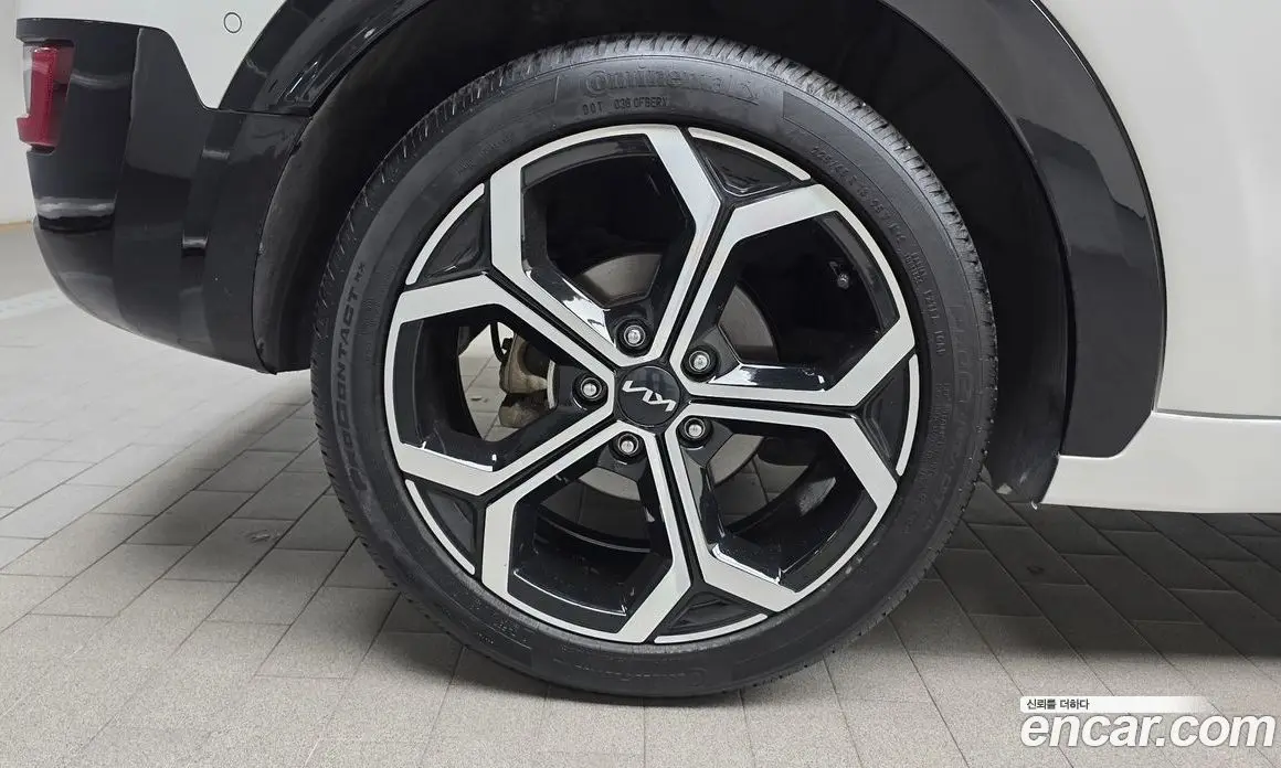 Kia Niro 2022 1.6 автомат (гидро), фото 5