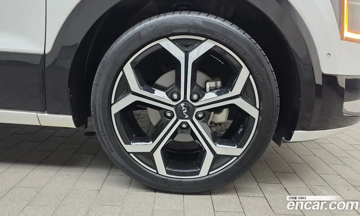 Kia Niro 2022 1.6 автомат (гидро), фото 7