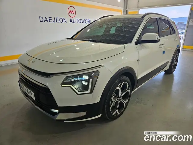 Kia Niro, 2023, 32 617 км