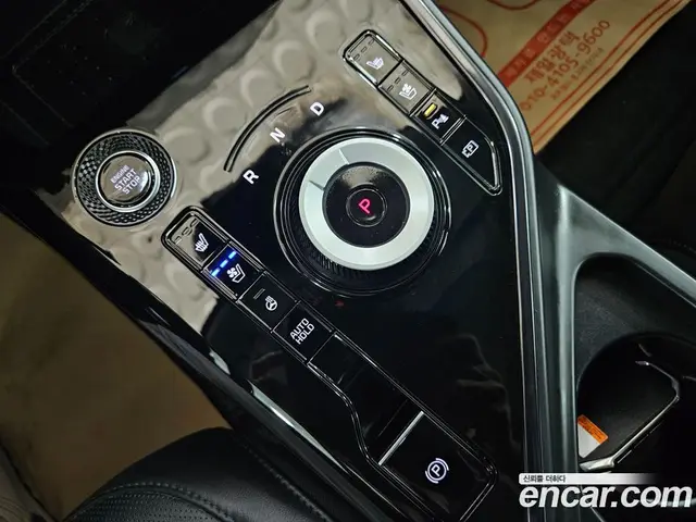 Kia Niro 2023 1.6 автомат (гидро), миниатюра 11
