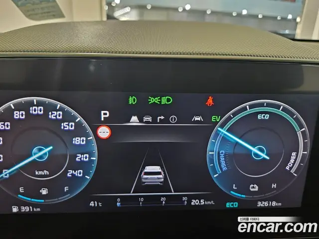 Kia Niro 2023 1.6 автомат (гидро), миниатюра 7