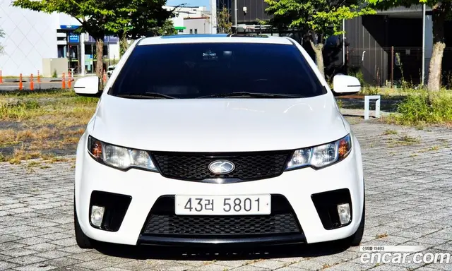 Kia Porte 2010 1.6 механика, миниатюра 2