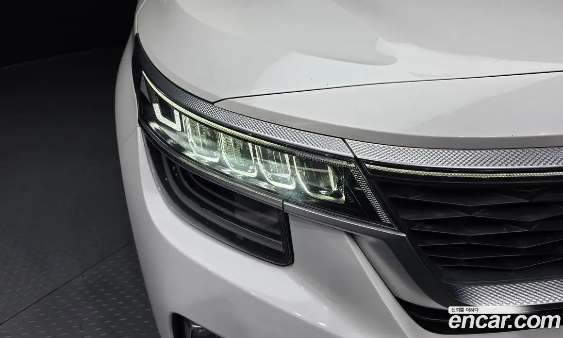 Kia Seltos 2019 1.6 автомат (гидро), фото 8