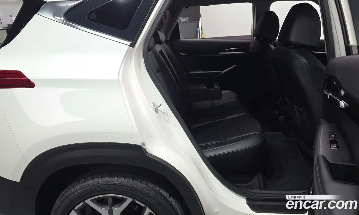 Kia Seltos 2019 1.6 автомат (гидро), фото 12