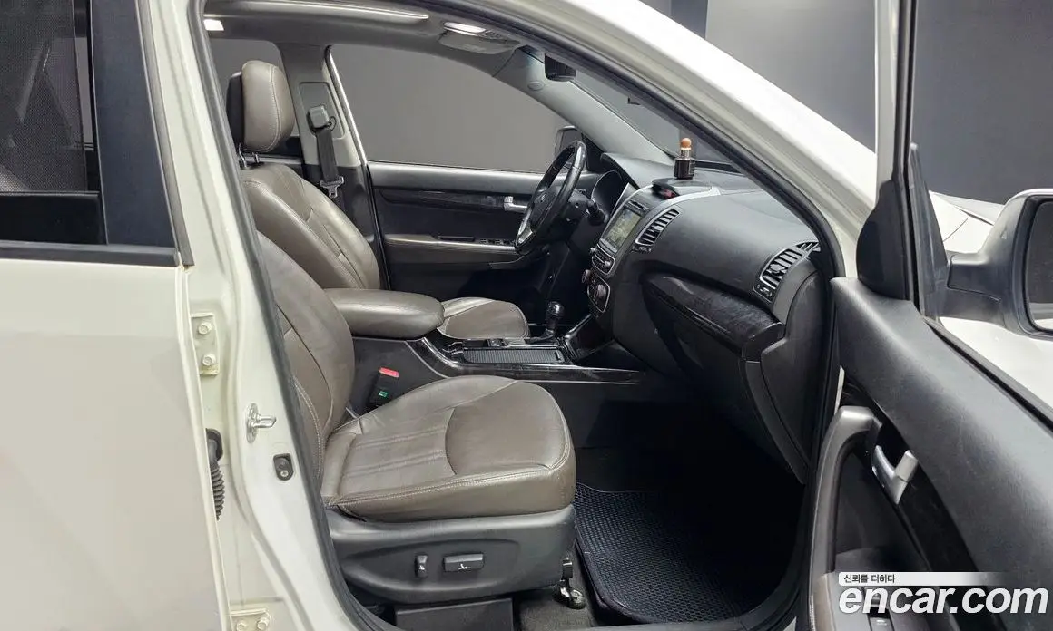Kia Sorento 2013 2.0 автомат (гидро), фото 11