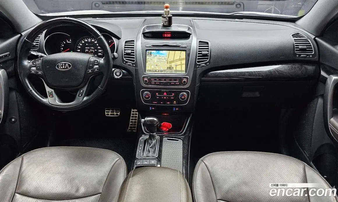 Kia Sorento 2013 2.0 автомат (гидро), фото 7