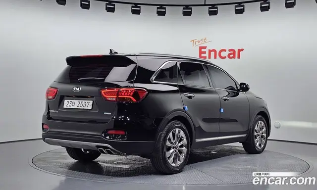 Kia Sorento 2018 2.0 автомат (гидро), миниатюра 2