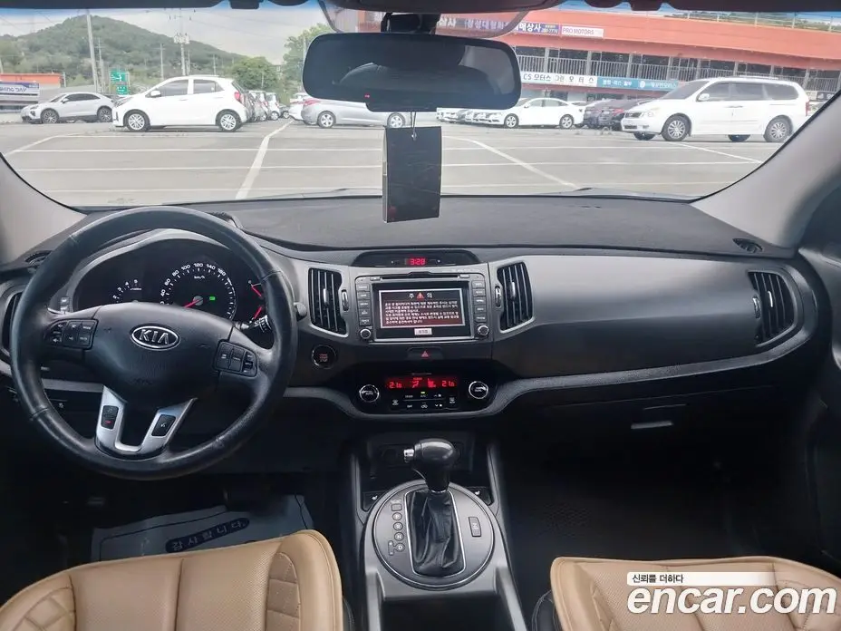 Kia Sportage 2011 2.0 автомат (гидро), фото 15