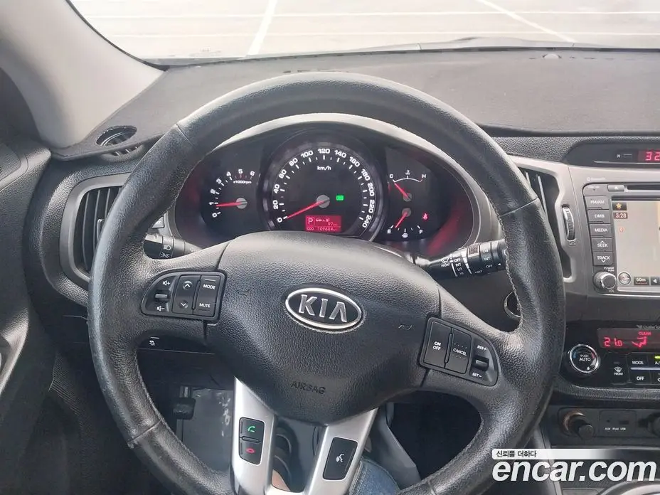Kia Sportage 2011 2.0 автомат (гидро), фото 17