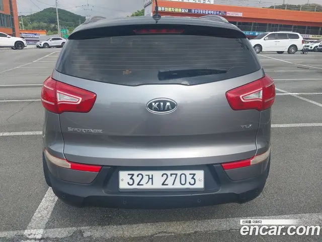 Kia Sportage 2011 2.0 автомат (гидро), миниатюра 4