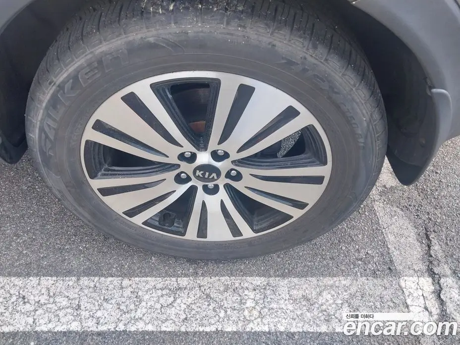 Kia Sportage 2011 2.0 автомат (гидро), фото 6