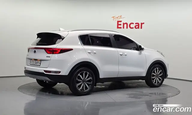 Kia Sportage 2016 2.0 автомат (гидро), миниатюра 2