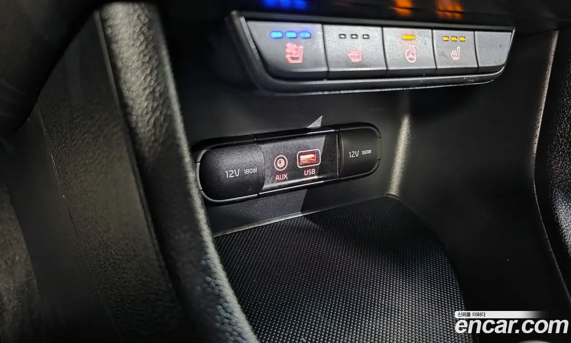 Kia Sportage 2016 2.0 автомат (гидро), фото 17