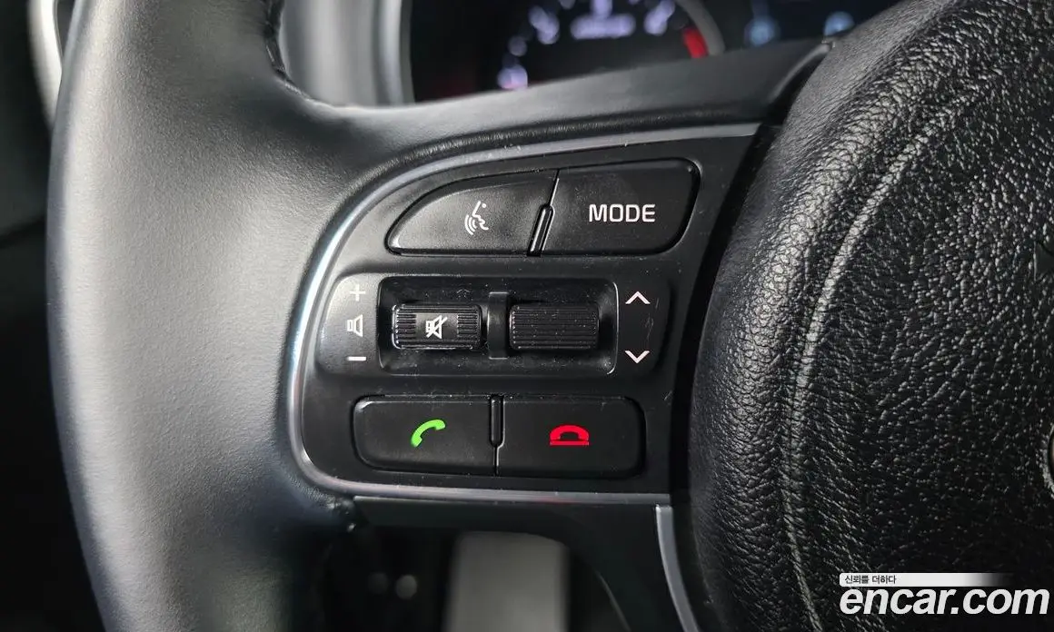 Kia Sportage 2016 2.0 автомат (гидро), фото 18
