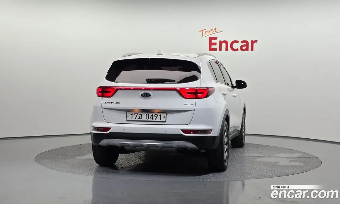 Kia Sportage 2016 2.0 автомат (гидро), фото 4