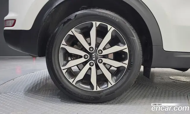 Kia Sportage 2016 2.0 автомат (гидро), миниатюра 5