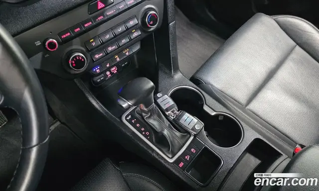 Kia Sportage 2016 2.0 автомат (гидро), миниатюра 9
