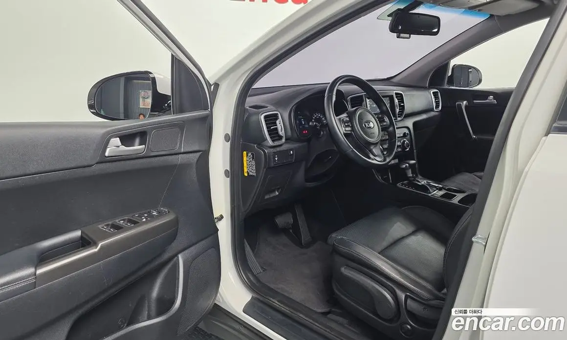 Kia Sportage 2016 2.0 автомат (гидро), фото 10