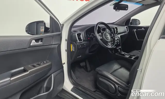 Kia Sportage 2016 2.0 автомат (гидро), миниатюра 10