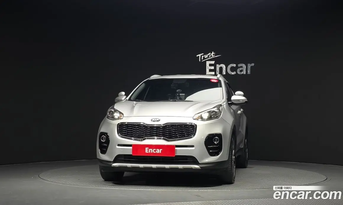 Kia Sportage 2016 2.0 автомат (гидро), фото 3