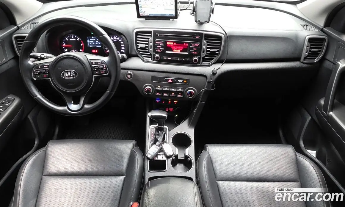 Kia Sportage 2016 2.0 автомат (гидро), фото 10