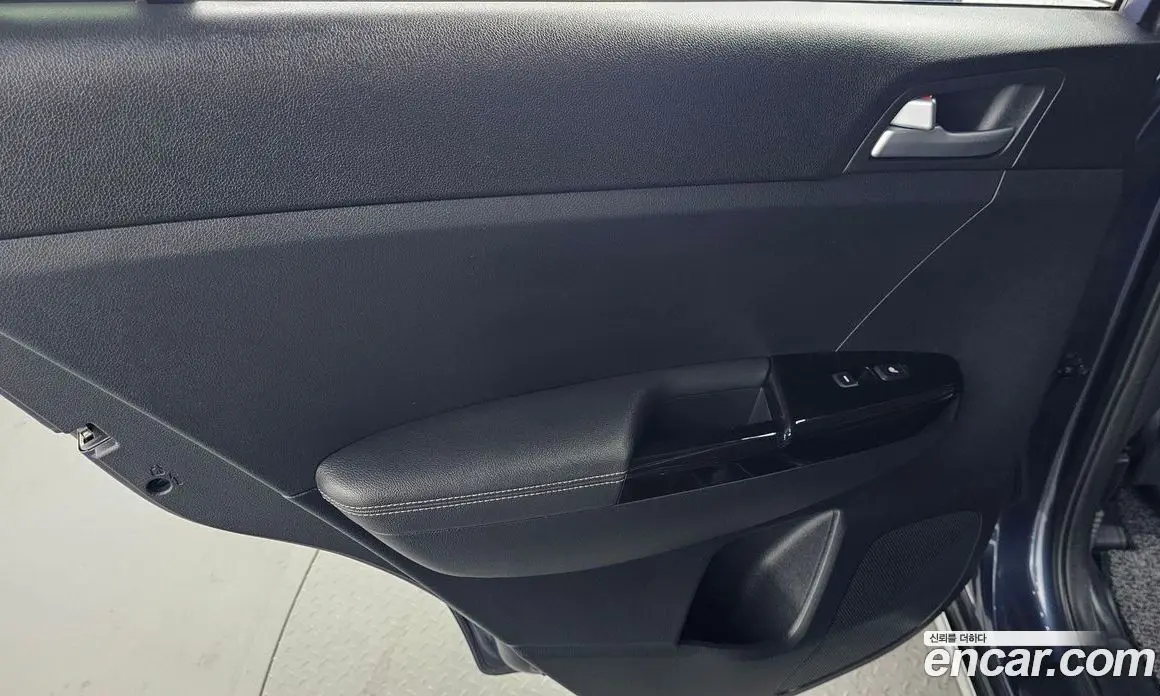Kia Sportage 2017 2.0 автомат (гидро), фото 15