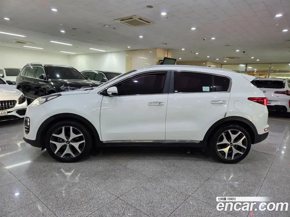 Kia Sportage 2018 2.0 автомат (гидро), фото 3