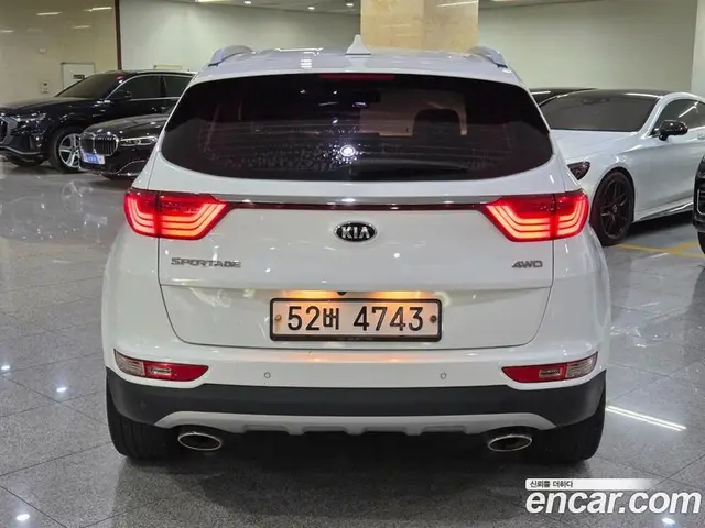 Kia Sportage 2018 2.0 автомат (гидро), миниатюра 4