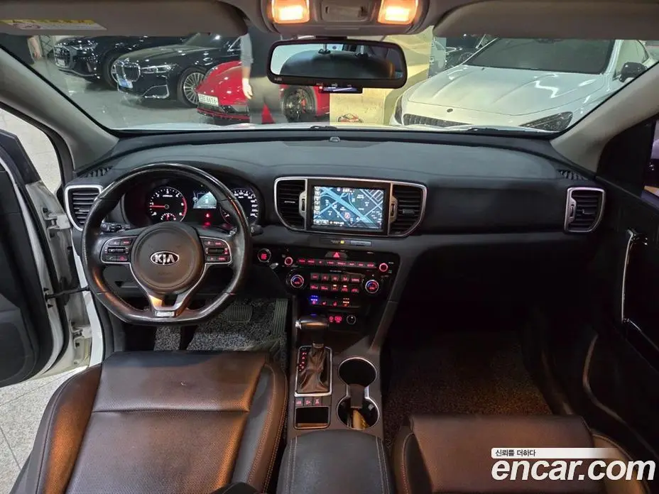 Kia Sportage 2018 2.0 автомат (гидро), фото 8