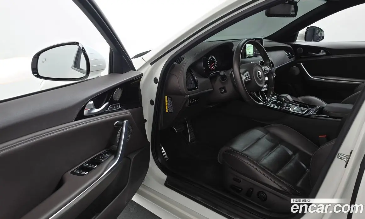 Kia Stinger 2017 2.0 автомат (гидро), фото 13