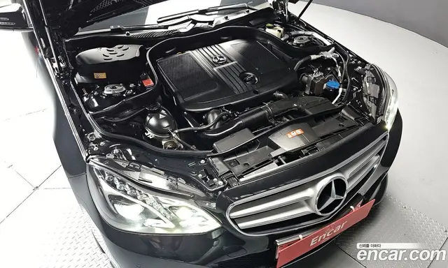 Mercedes-Benz E-Class 2016 2.1 автомат (гидро), миниатюра 6
