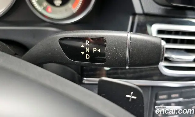 Mercedes-Benz E-Class 2016 2.1 автомат (гидро), миниатюра 9