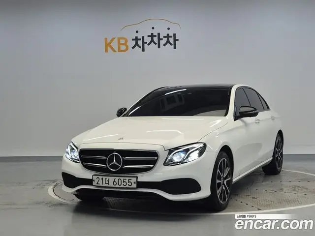Mercedes-Benz E-Class, 2017, 172 281 км