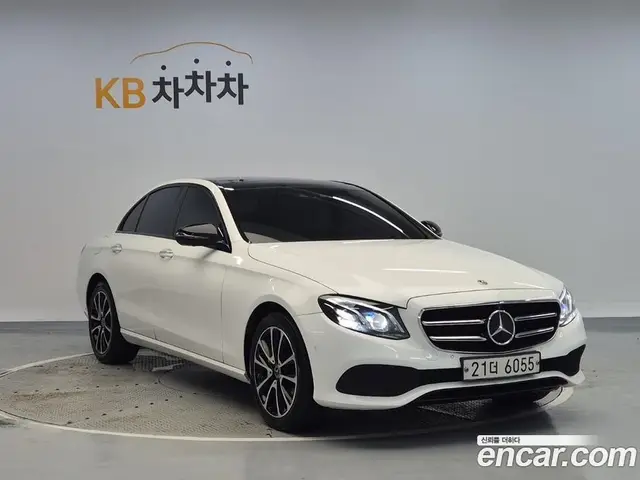 Mercedes-Benz E-Class 2017 2.0 автомат (гидро), миниатюра 4