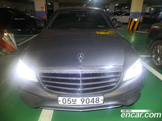 Mercedes-Benz E-Class 2018 2.0 автомат (гидро), миниатюра 4 Mercedes-Benz E-Class 2018 2.0 автомат (гидро), миниатюра 4