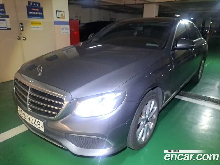 Mercedes-Benz E-Class 2018 2.0 автомат (гидро), фото 5 Mercedes-Benz E-Class 2018 2.0 автомат (гидро), фото 5