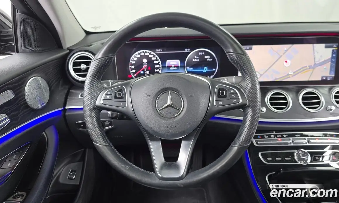 Mercedes-Benz E-Class 2018 2.0 автомат (гидро), фото 12