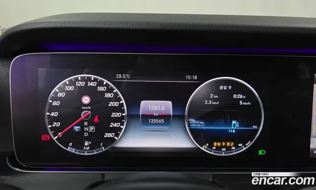 Mercedes-Benz E-Class 2018 2.0 автомат (гидро), миниатюра 8