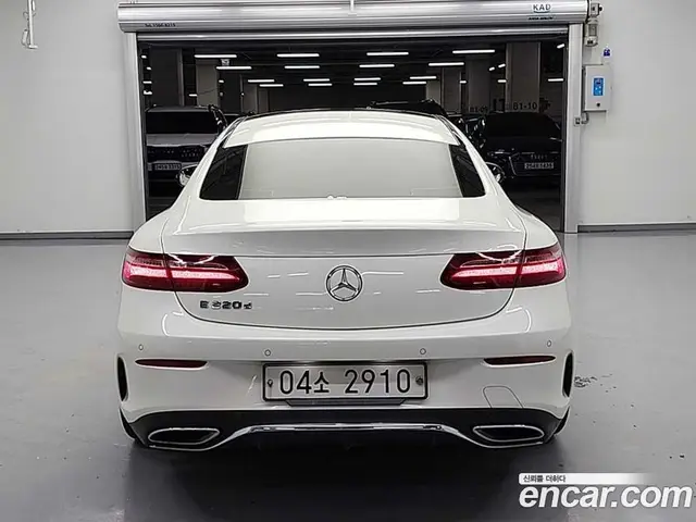 Mercedes-Benz E-Class 2018 1.9 автомат (гидро), миниатюра 4