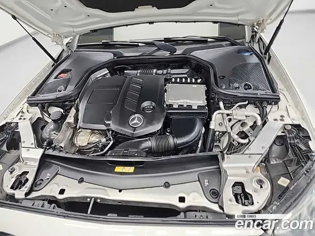 Mercedes-Benz E-Class 2018 1.9 автомат (гидро), миниатюра 6
