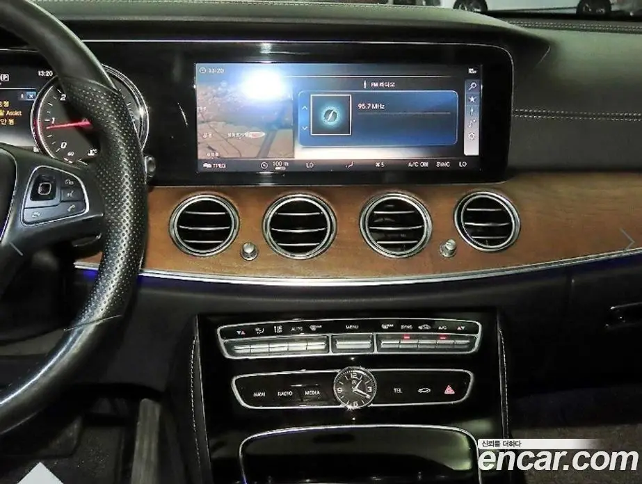 Mercedes-Benz E-Class 2018 1.9 автомат (гидро), фото 11