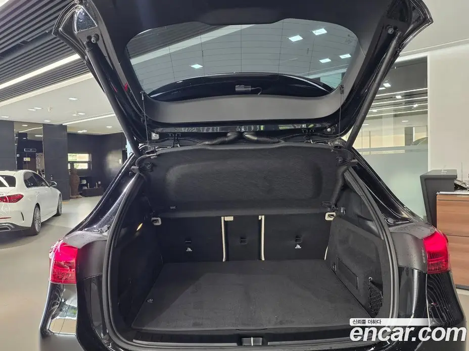 Mercedes-Benz EQA 2025 0.2 автомат (гидро), фото 19 Mercedes-Benz EQA 2025 0.2 автомат (гидро), фото 19