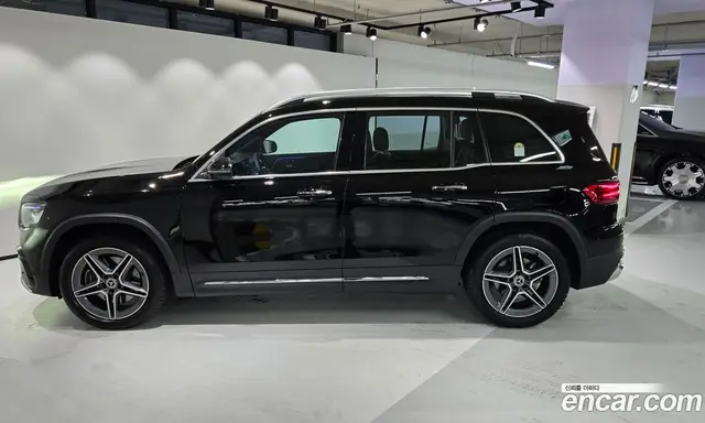 Mercedes-Benz GLB-Class 2025 2.0 автомат (гидро), миниатюра 8