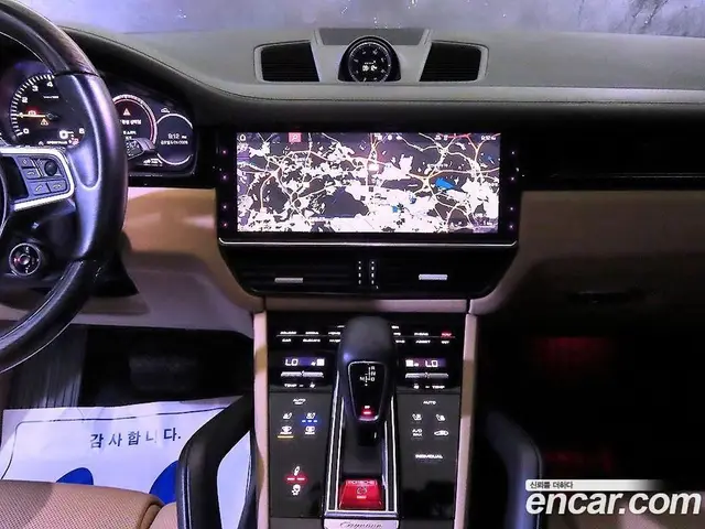 Porsche Cayenne 2020 3.0 автомат (гидро), миниатюра 11