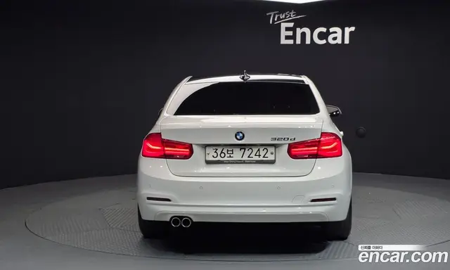BMW 3 серия 2018 2.0 автомат (гидро), миниатюра 4