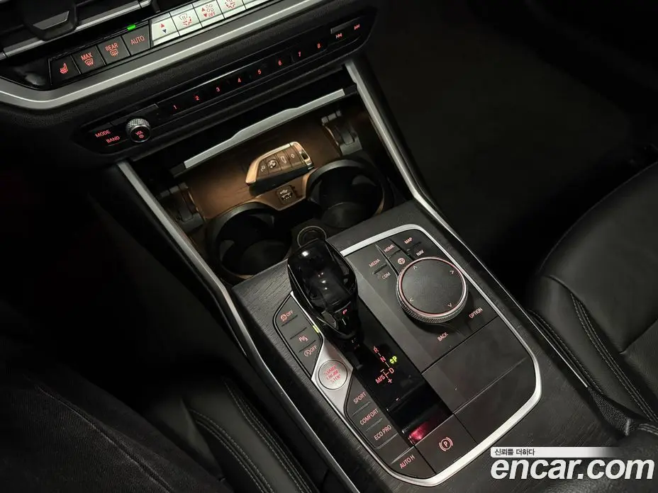 BMW 3 серия 2019 2.0 автомат (гидро), фото 14