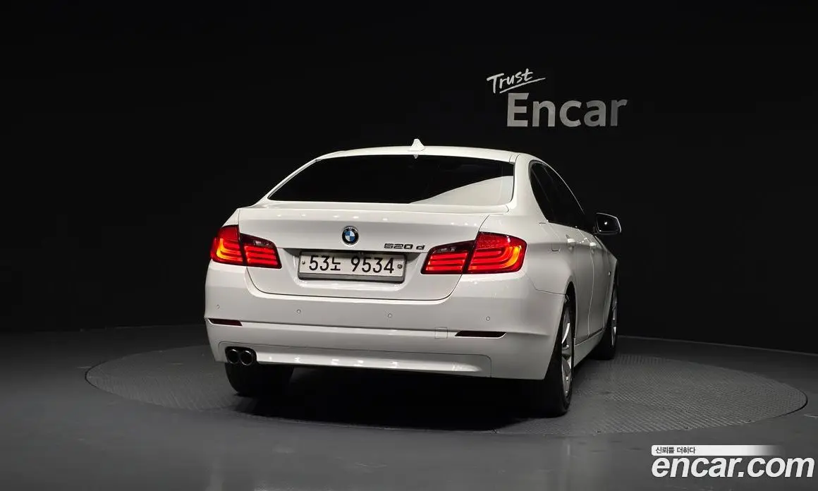 BMW 5 серия 2011 2.0 автомат (гидро), фото 4