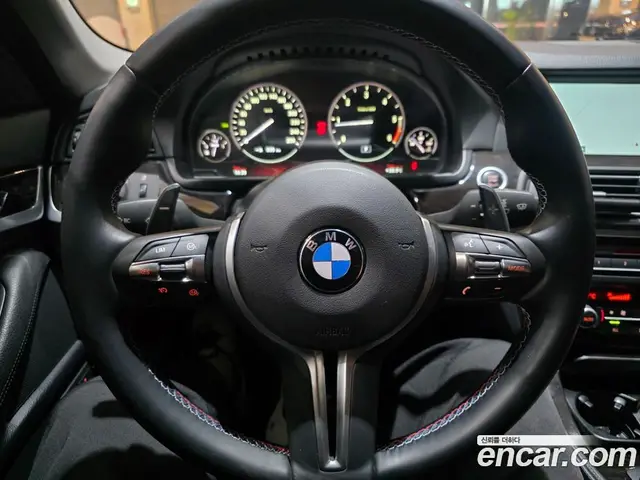 BMW 5 серия 2012 2.0 автомат (гидро), миниатюра 9
