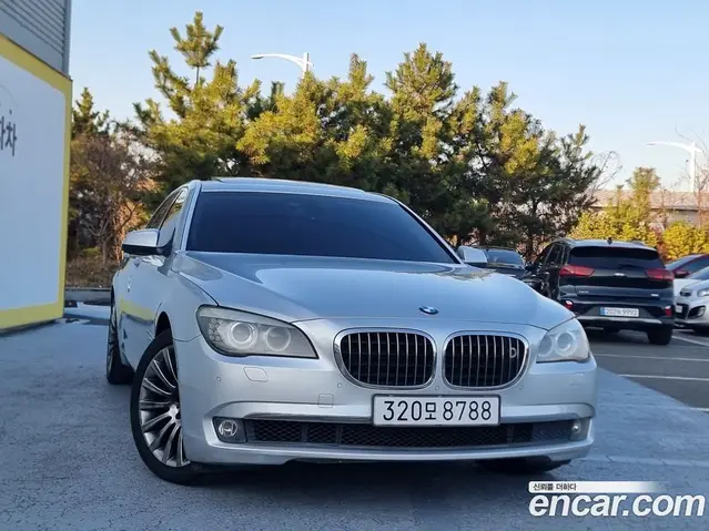 BMW 7 серия 2009 4.4 автомат (гидро), миниатюра 2